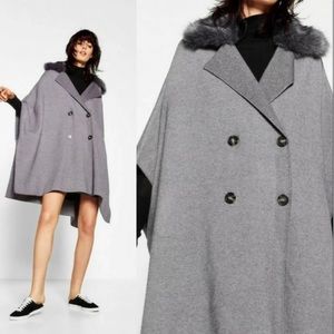 Zara Knit faux fur collar wool cape size medium